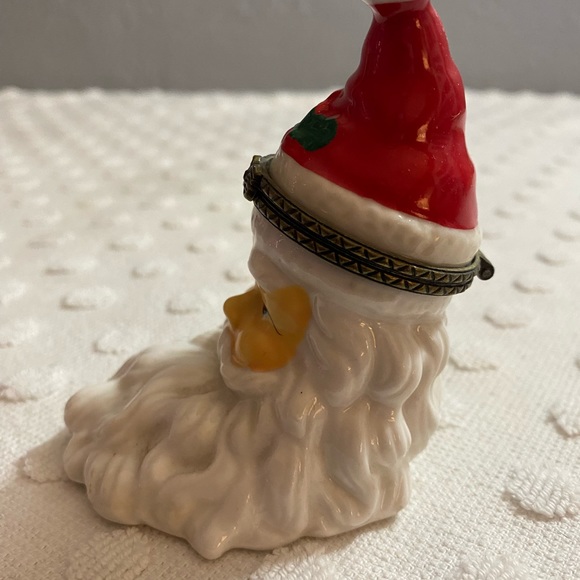 Santa Claus porcelain trinket box - Picture 3 of 7